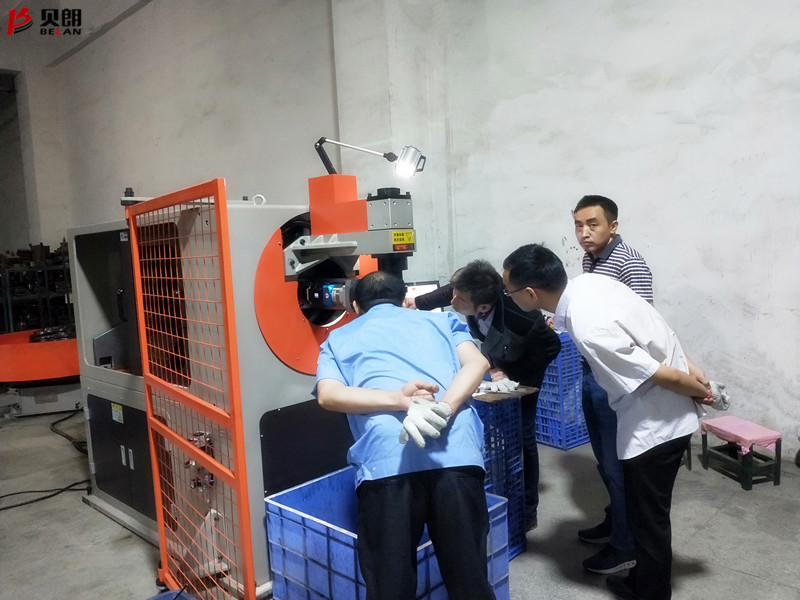 貝朗技術培訓客戶處員工現(xiàn)場