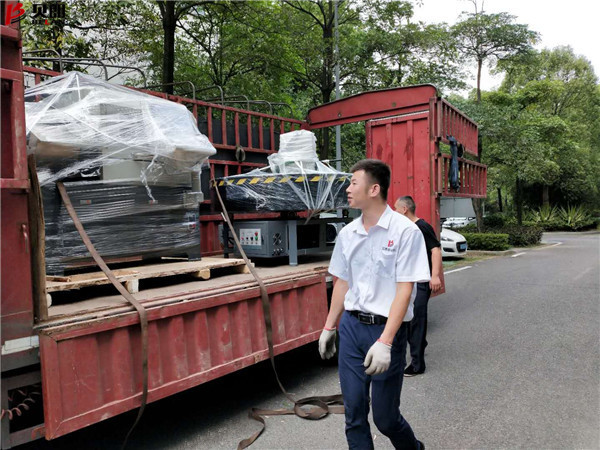 貝朗鐵絲自動(dòng)折彎機(jī)發(fā)貨啦！