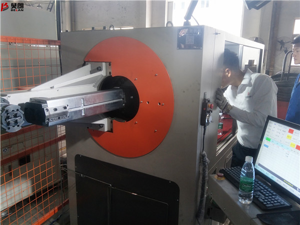 貝朗自動(dòng)化設(shè)備技術(shù)回訪(fǎng)客戶(hù)現(xiàn)場(chǎng)